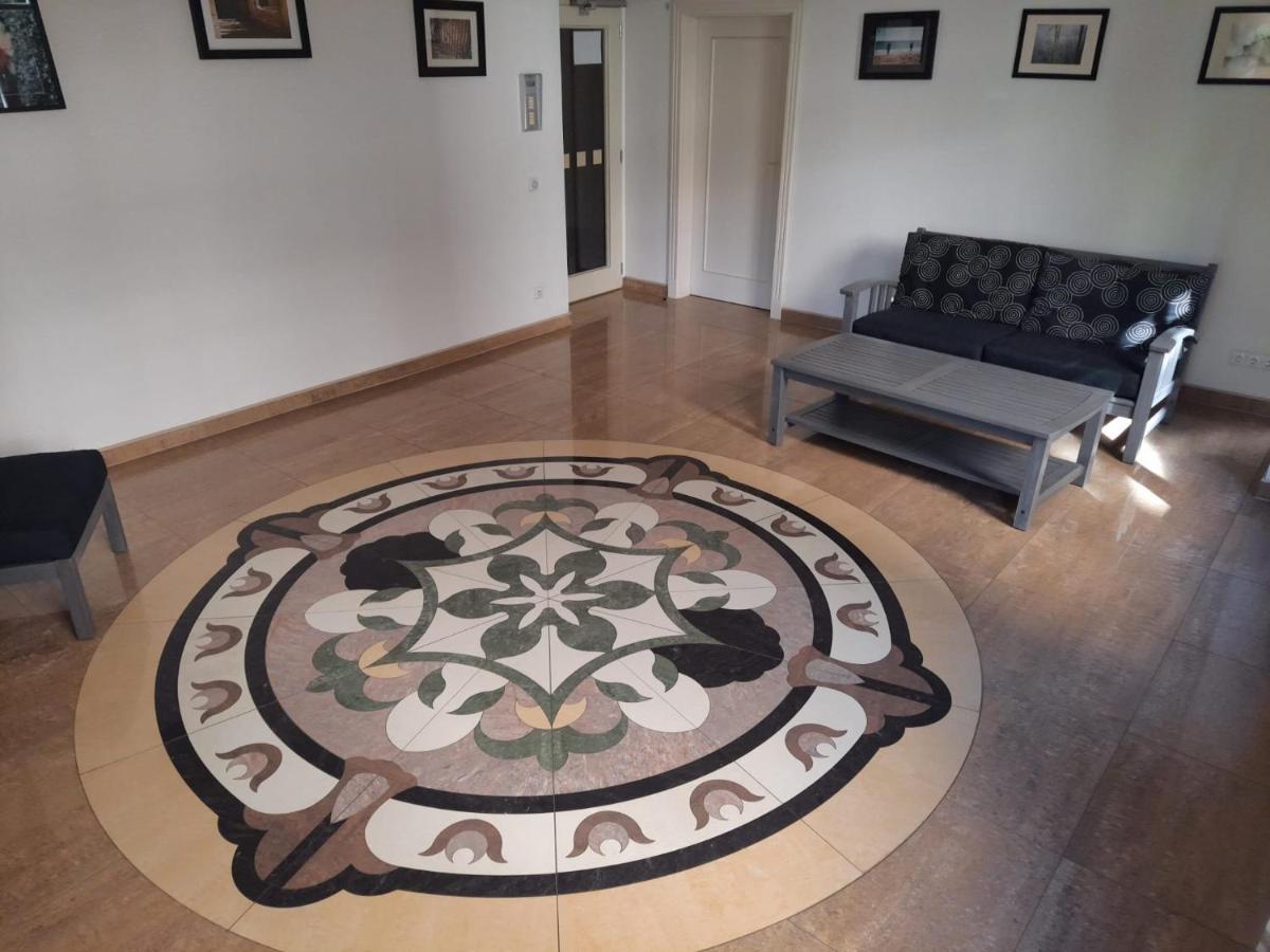 Nad Kolonadou Apartment *
